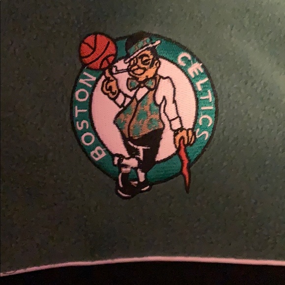 Celtics Quarter-Zip Fleece - Picture 4 of 5